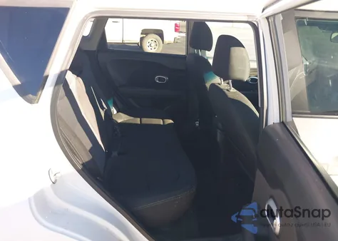 2018 Kia Soul + из США, поврежденный, VIN KNDJP3A5XJ7576974